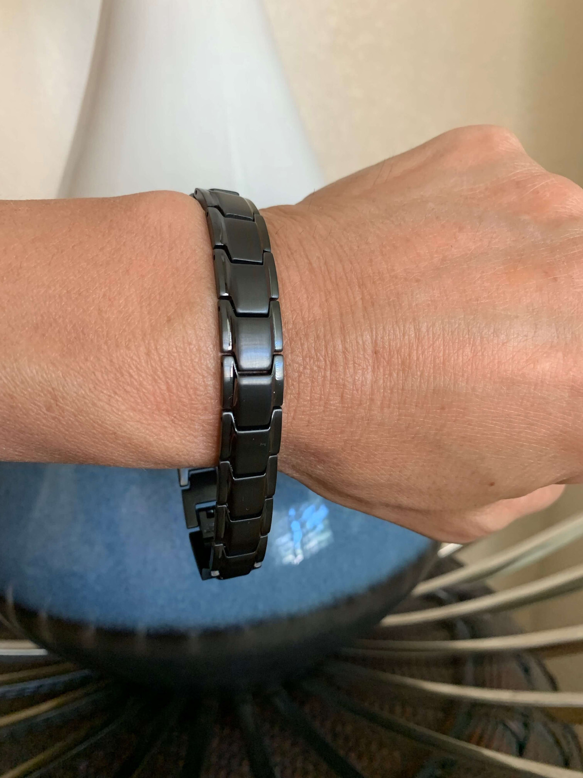 Black Magnetic Bracelet Therapy Arthritis Pain Energy Balance Calm Joy Men Women