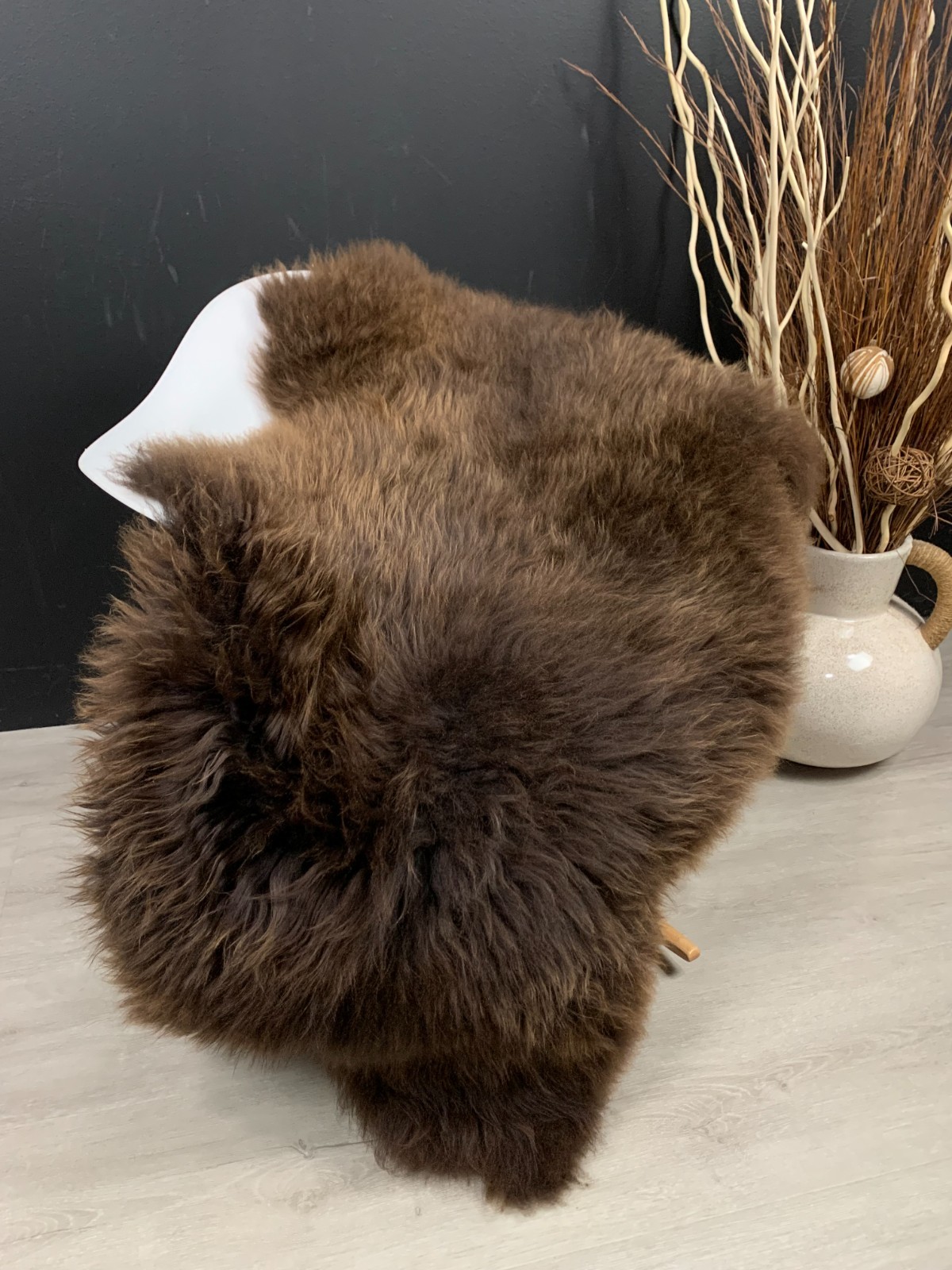 Beautiful Natural Brown Sheepskin Pelt Genuine Soft Pet Bed Throw Rug Deco