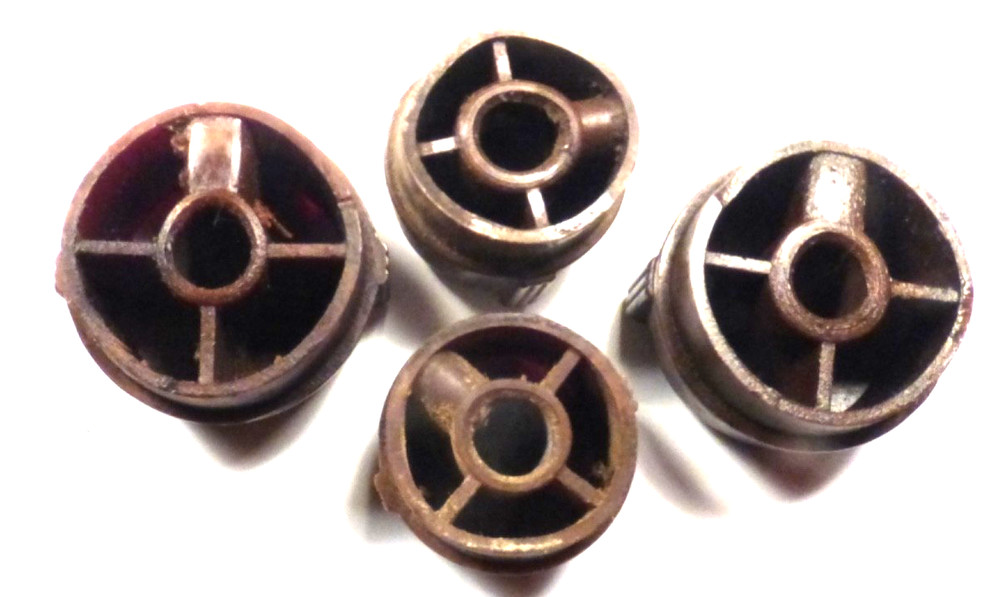 vintage SILVERTONE 4566 TABLETOP : SET OF 4 PUSH-ON "lettered" BAKELITE KNOBS