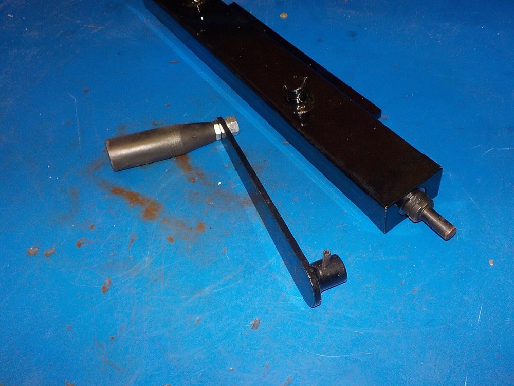 Bandsaw mill top hand crank assembly fits some machine harbour freight/ others
