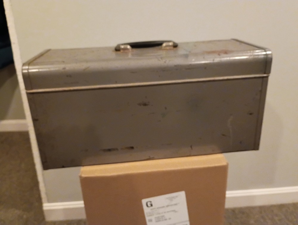 VTG Sears Craftsman Toolbox Two Drawer Green Felt Two Keys