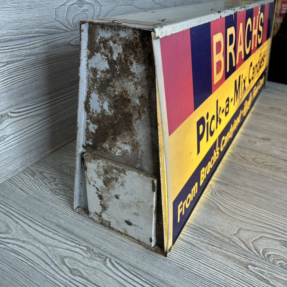 Brachs Candy Sign