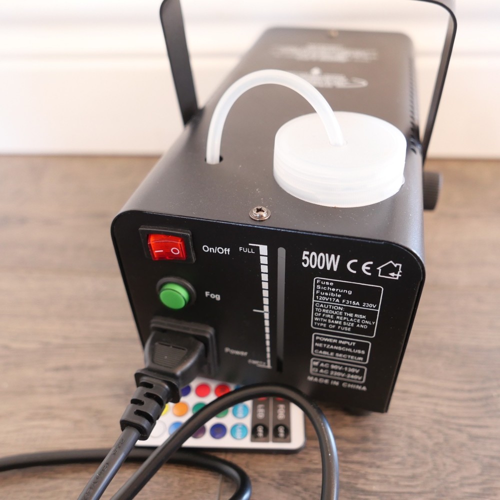 Fog Machine with 9 LED Lights, 500W & Remote Controller !!!