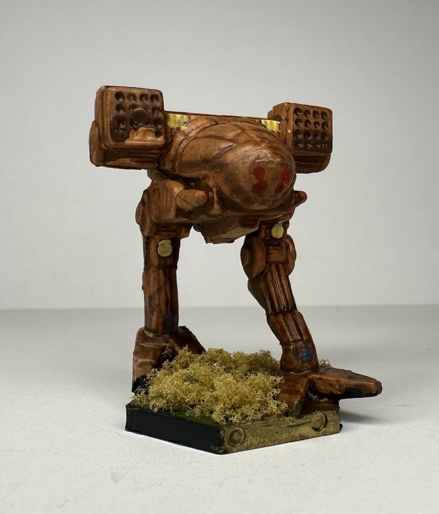 Battletech Mech Figure / Amateur Painted / Plastic / Flocking