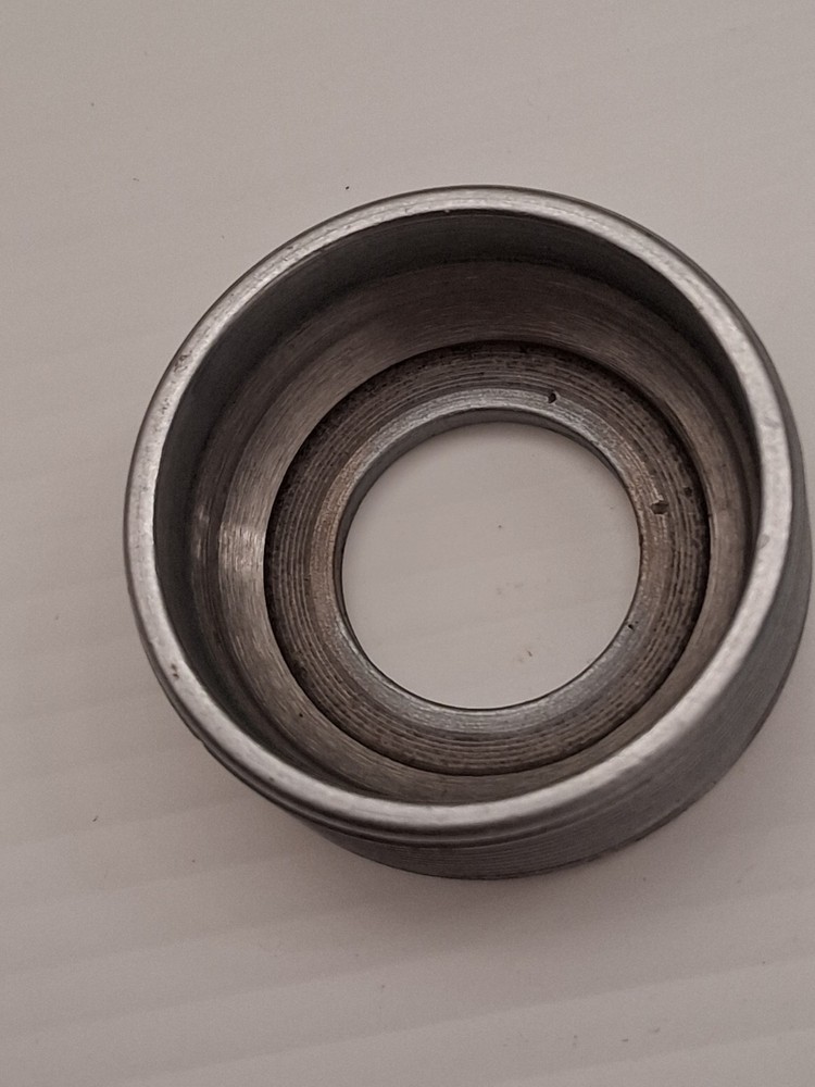 Zeus Bottom Bracket Axle And Adjustable Cup With Lock Ring Italian Threads