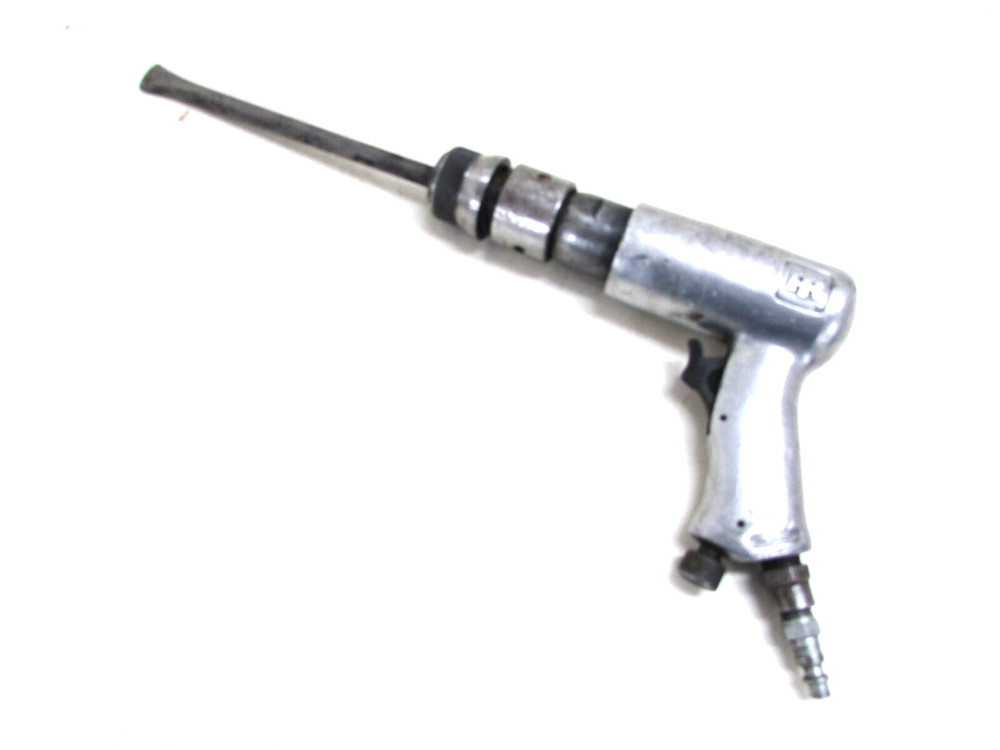 INGERSOLL RAND TOOLS HEAVY DUTY AIR CHISEL / HAMMER w/ BIT