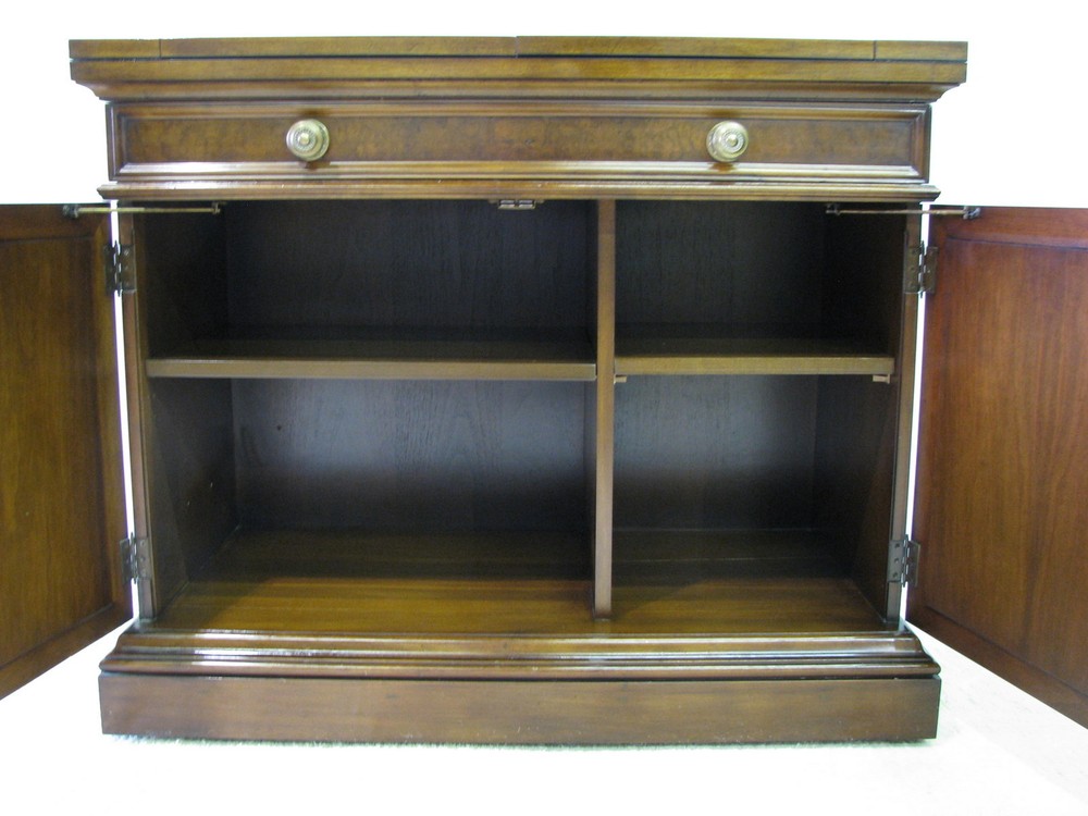 Karges Louis XVI Style Server With Dramatic Patterned Walnut Veneers & Flip Top