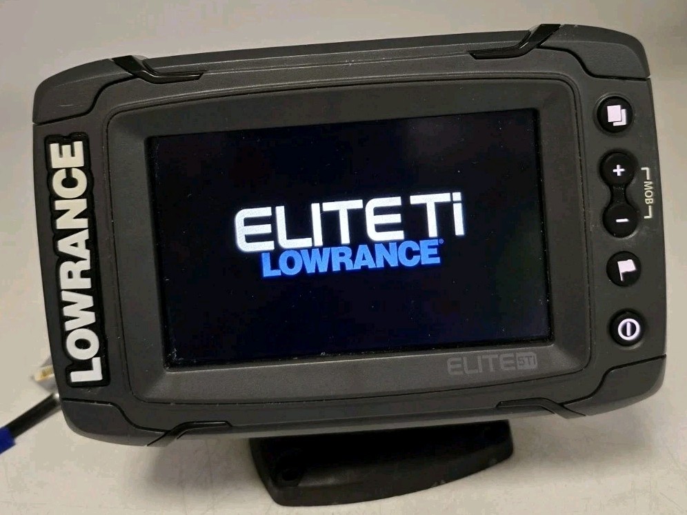 Lowrance Elite-5TI Chartplotter Fishfinder Head Unit w/ Cover DEPTH DOESNT WORK