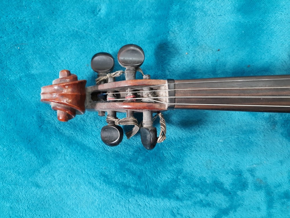 Student Violin - Fake Strad Label Inside (25356)