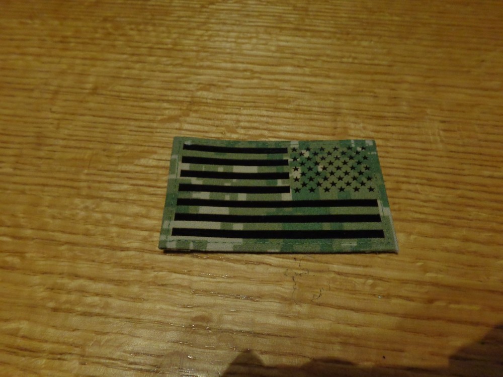 IR NWU Type III REVERSE FLAG WOODLAND / SUBDUED Patch HOOK AOR2 TYPE 3 NWOT