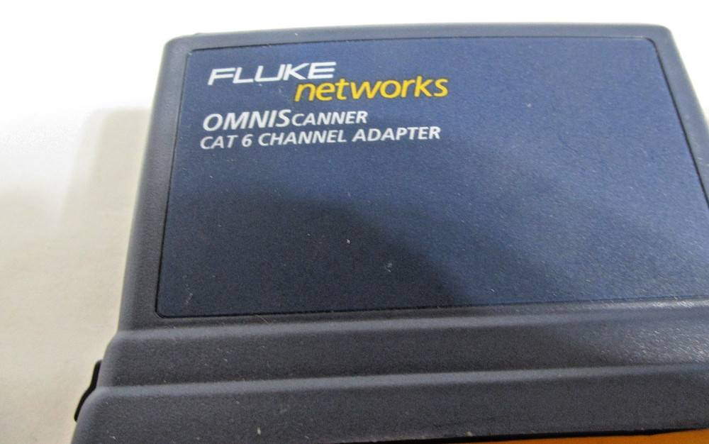 Microtest Omni Scanner 2 Networks CAT 6 / CAT 5E Cable Analyzer w/ Accessories