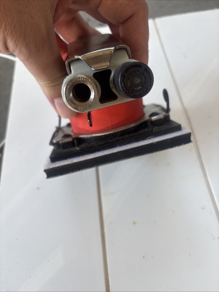 DYNABRADE 10470 Air Sheet Sander