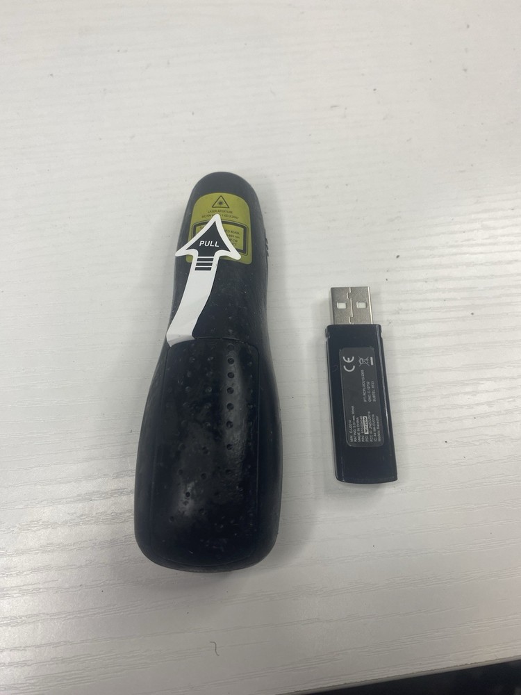 Logitech R400 Laser Presentation Remote - Black Tested Works