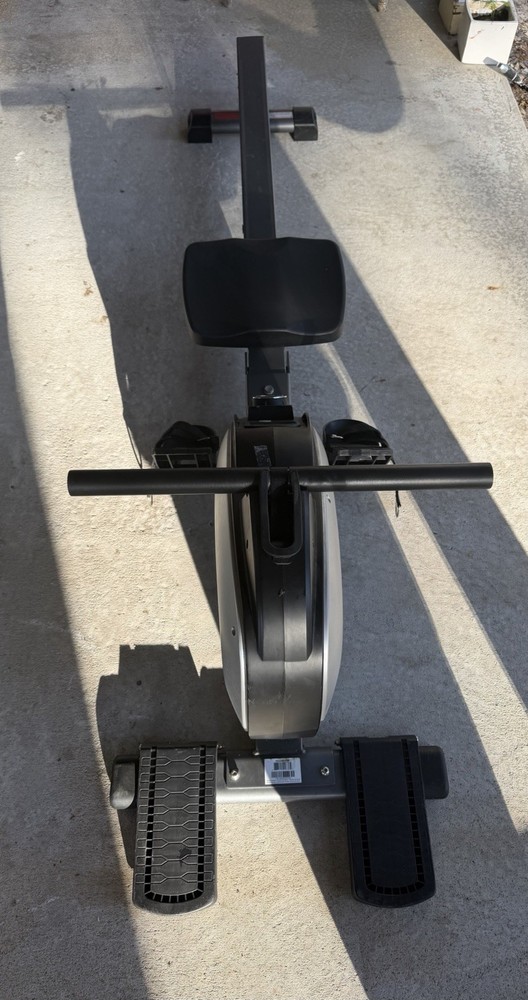 MyCloudFitness Magnetic Rowing Machine Black Silver Digital Display Timer