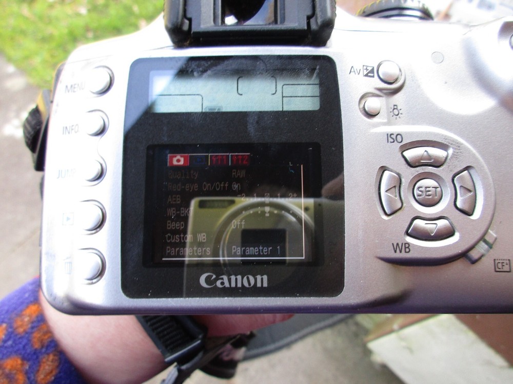 CANON EOS 300 D Digtal DS6041 ,- Untested