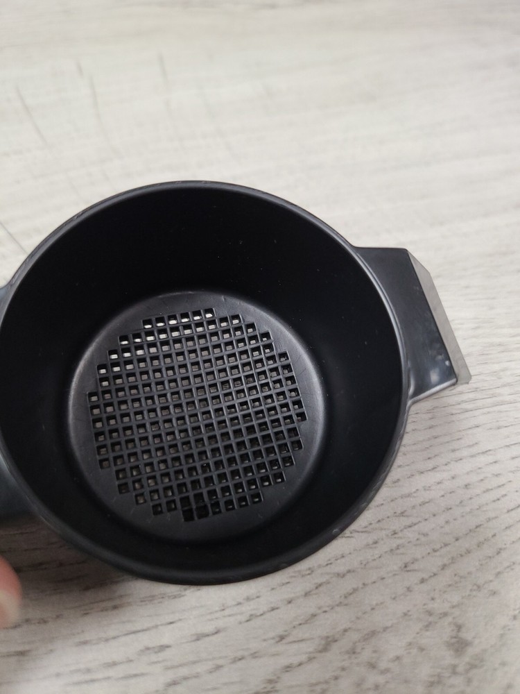 Tupperware Egg Separator Mini Sifter Strainer Black 879 Retro NEW
