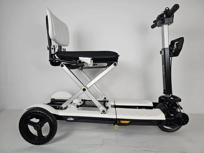 Pride Mobility iGo Folding Mobility Scooter Model S20 - Open Box