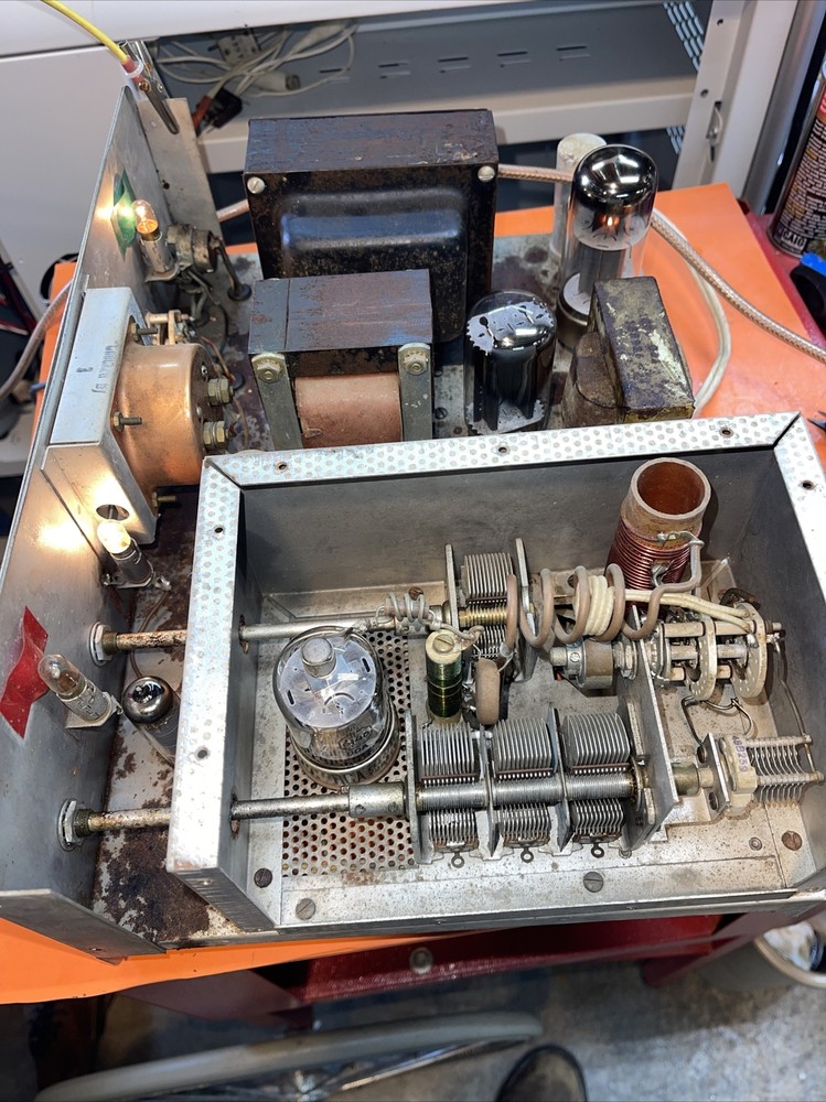 Globe Scout Deluxe Transmitter Rough Shape Works Not Pretty But Rare Switch Burn