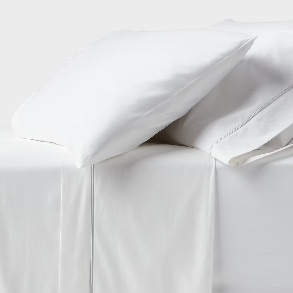 800 Thread Count 4pc Hotel Collection Sheet Set Baratta - Threshold