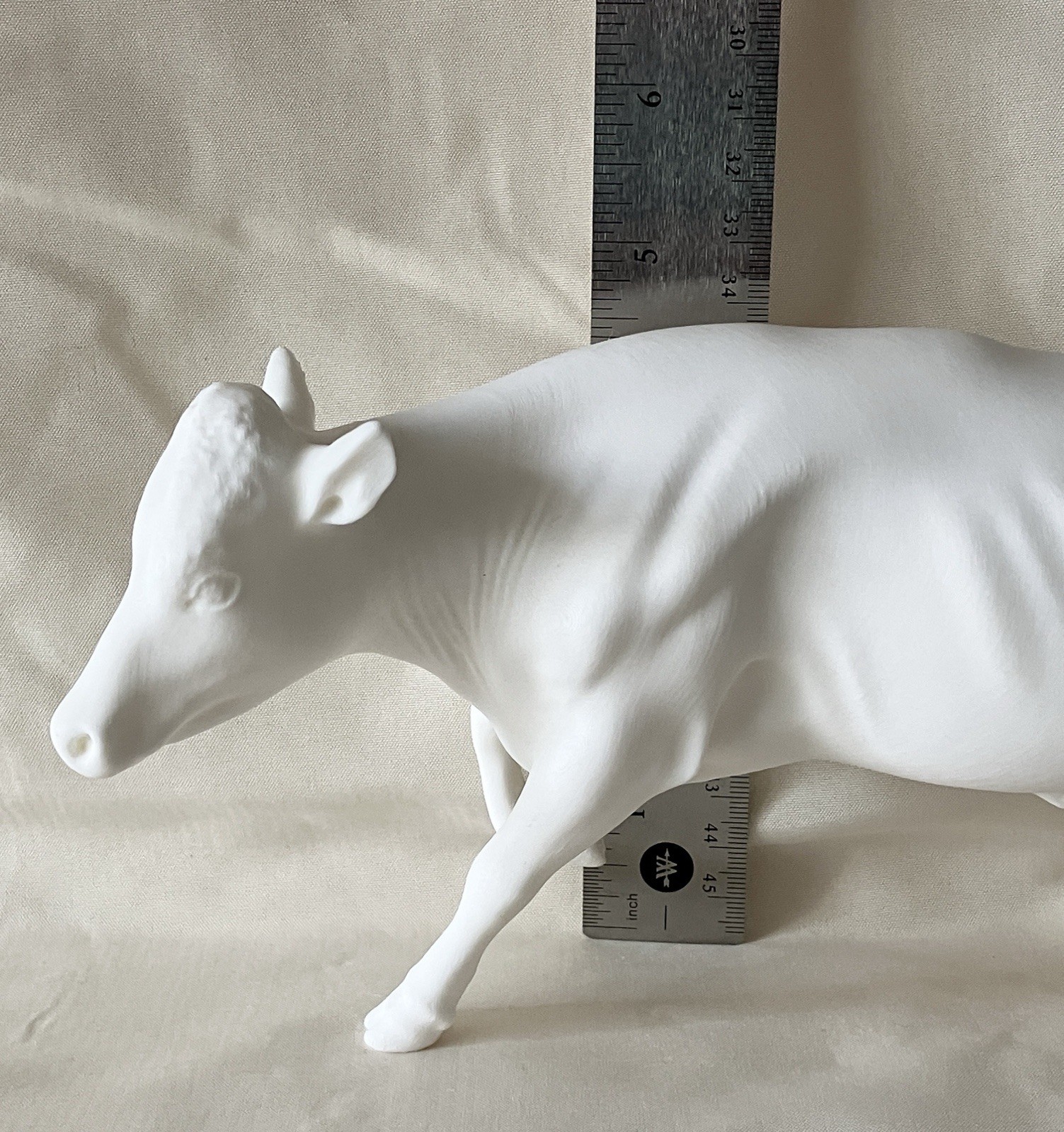 1:9 Unfinished Running Steer Cow 3d Print Traditional Breyer Model Horses Etc