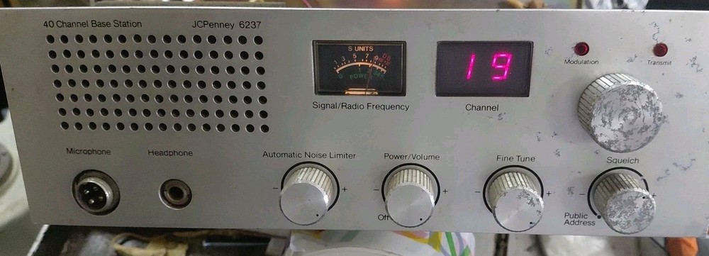 Jc penney 6237 40 Channel Base / mobile station Power Up ONLY Untested