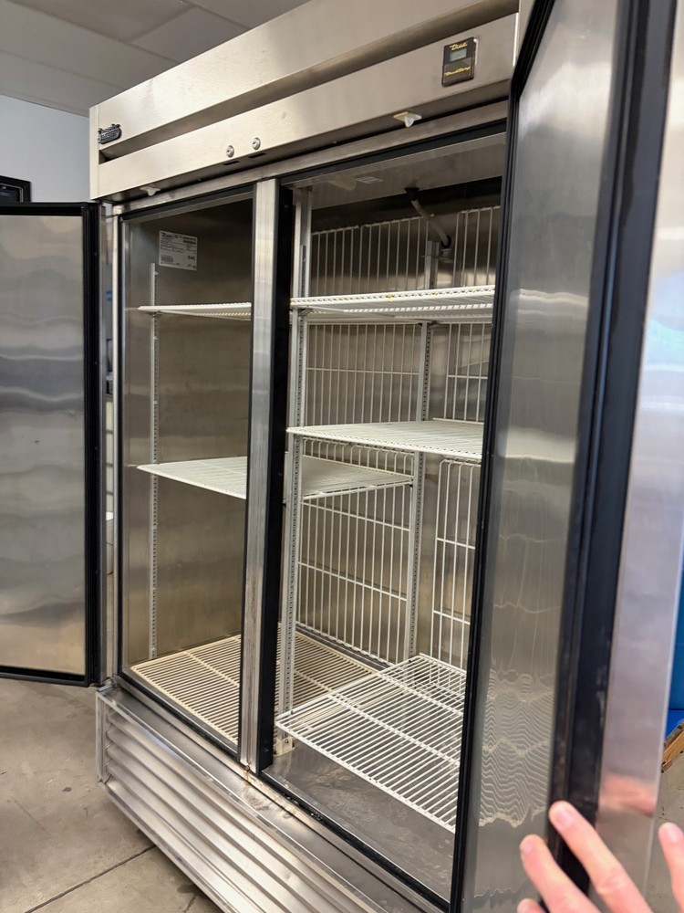 True TS-49F Two Section Reach-In Freezer