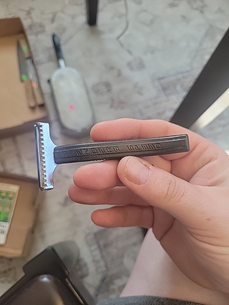 Rare Warner-Jones sharpener stropper razor blades