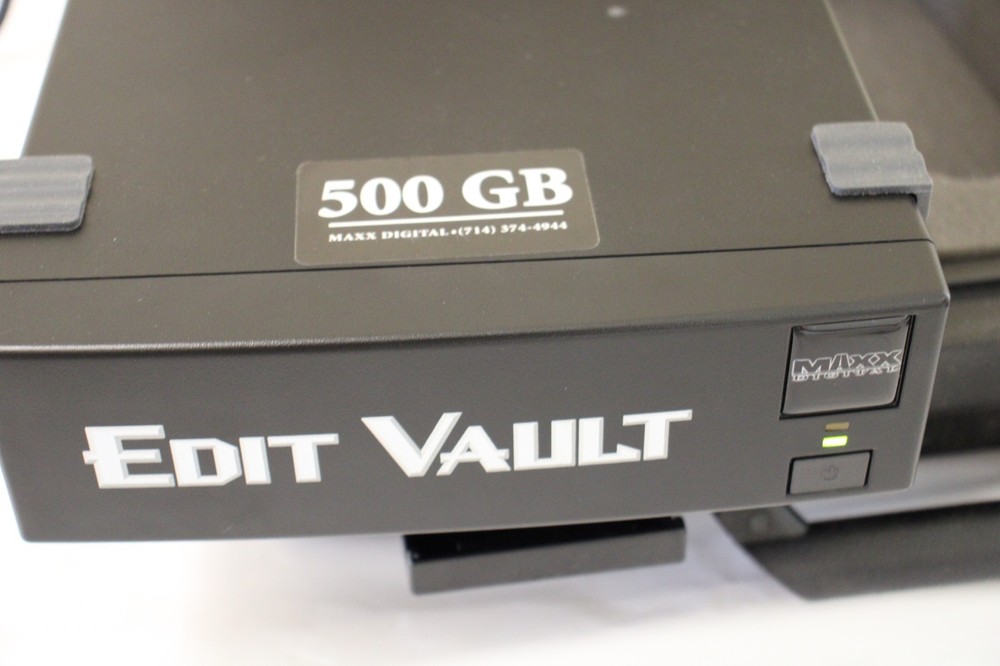 Maxx Digital Edit Vault Pro Audio Video Solution 500GB w/CASE & USB Cables