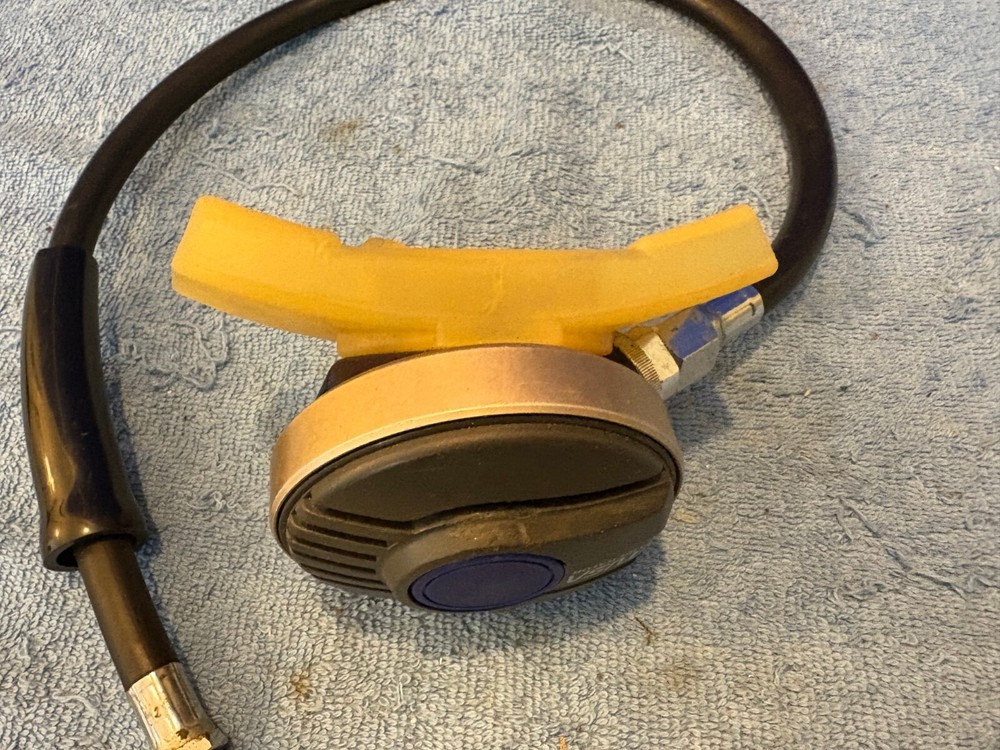 Tusa Liberator Scuba Regulator