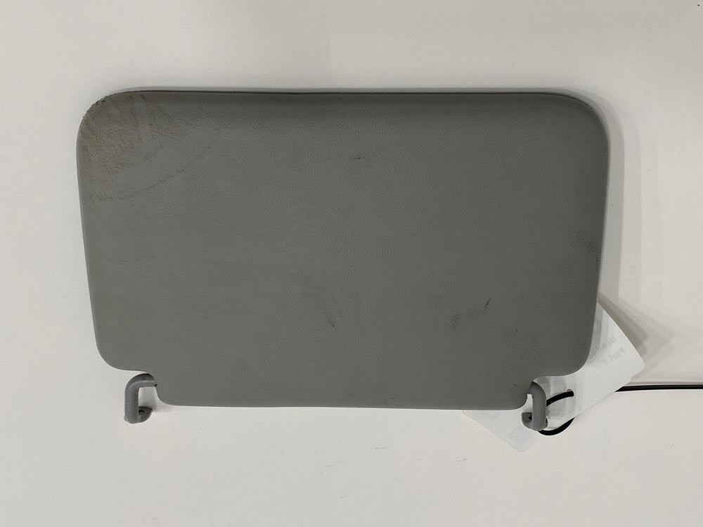 Kenworth T680 Visor (654-10629)
