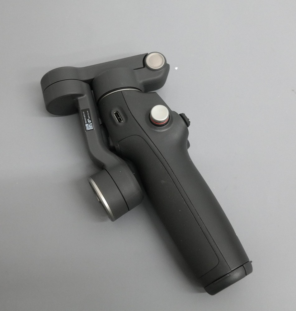 DJI Osmo Mobile 7P Smartphone Gimbal 3-Axis Stabilizer Gray