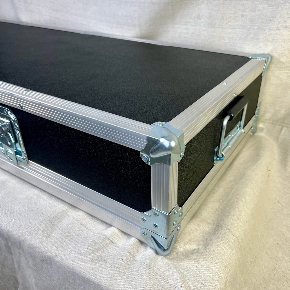 Custom Pedalboard 48X20X8 Eventide Powermax Flight Road Case