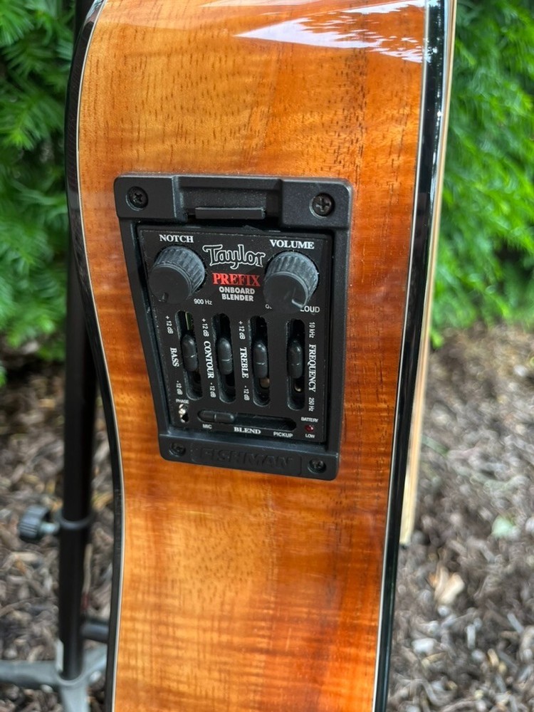 Taylor 710ce Acoustic Guitar (KOA)