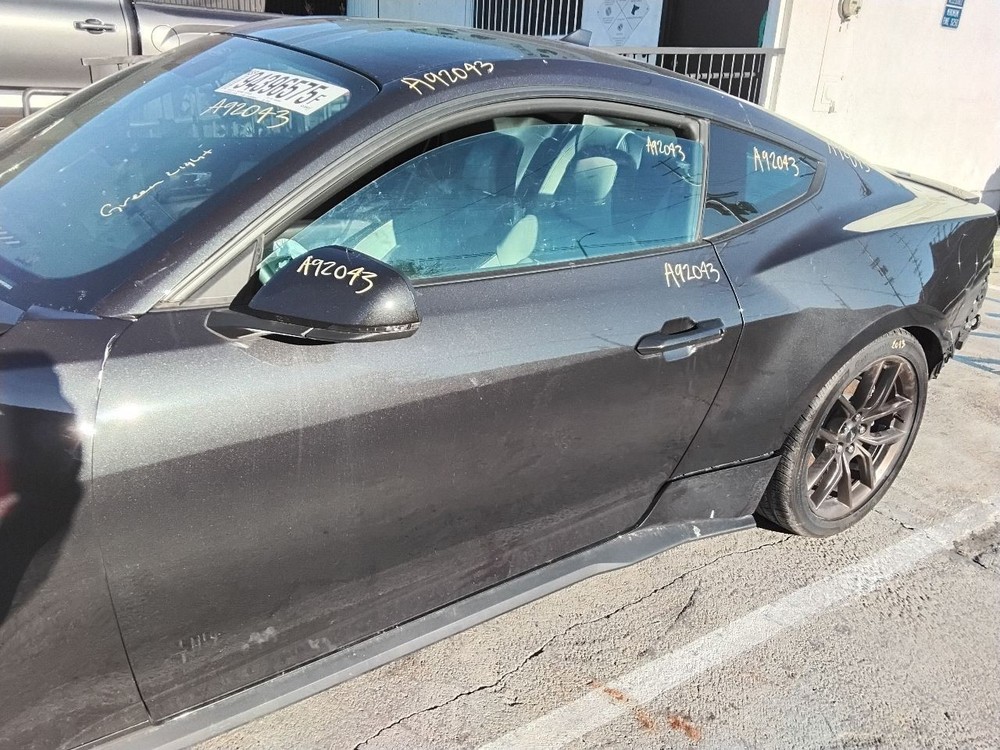 MUSTANG   2024 Camera/Projector 131058