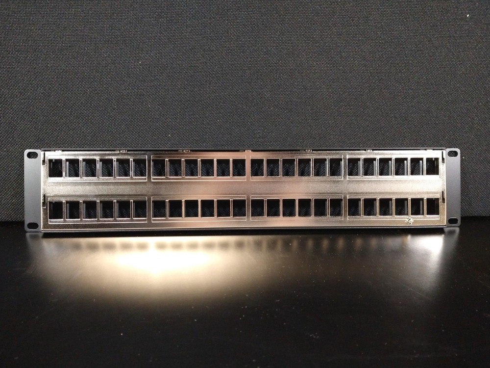 SignaMax 48U-HDMMP 48-Port High Density Patch Panel Rackmount Network