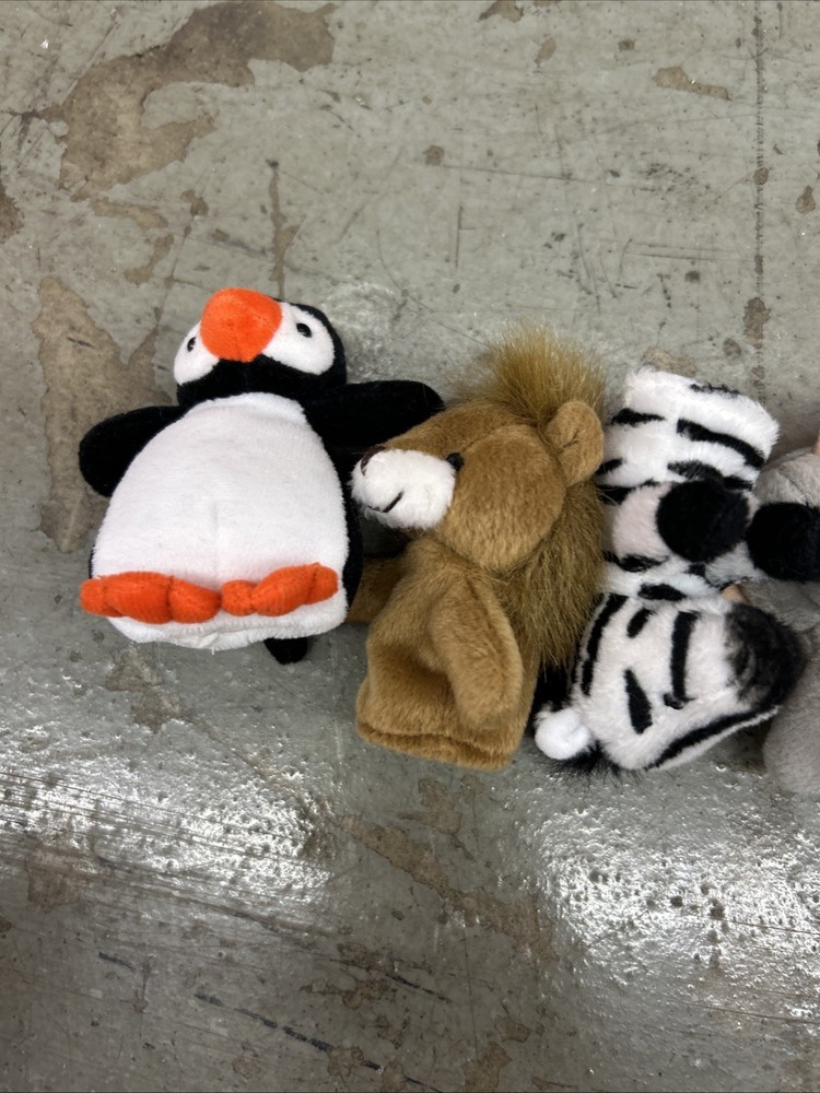 Mary Meyer Plush Tree Puppet Set With Finger Animals