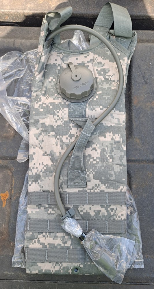 MOLE II Hydration Pack Backpack, Carrier and Bladder