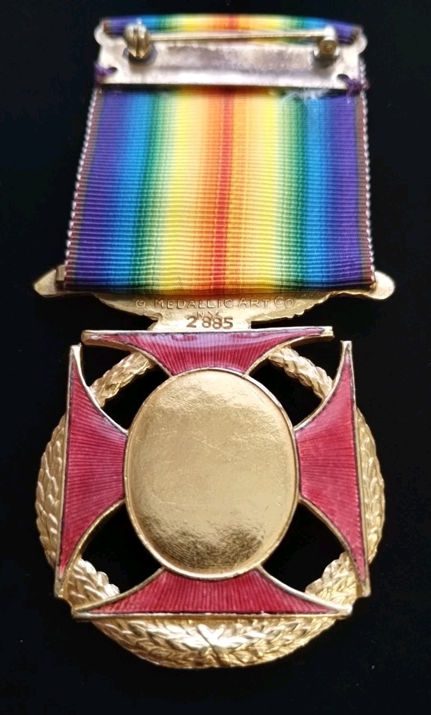 2 WWII U.S. MILITARY ORDER OF THE WORLD WAR MEDALS MEDALLIC ART CO.