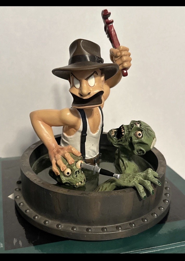 Franky mini bust - Designed by Eric Powell & Sculpted by Randy Bowen /800