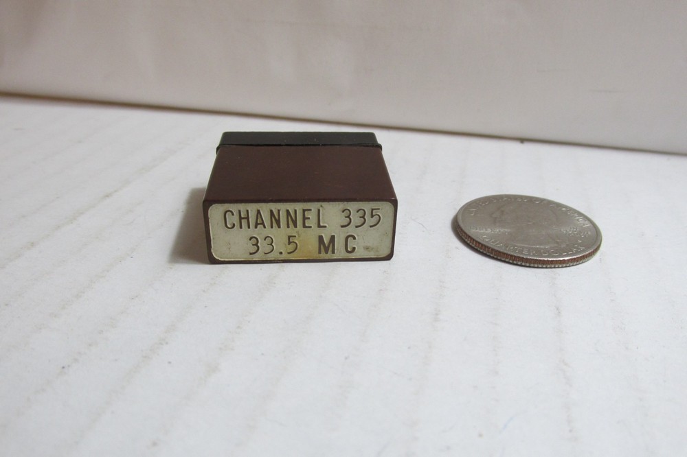 Channel 335-33.5 MC Western Electric Crystal Holder