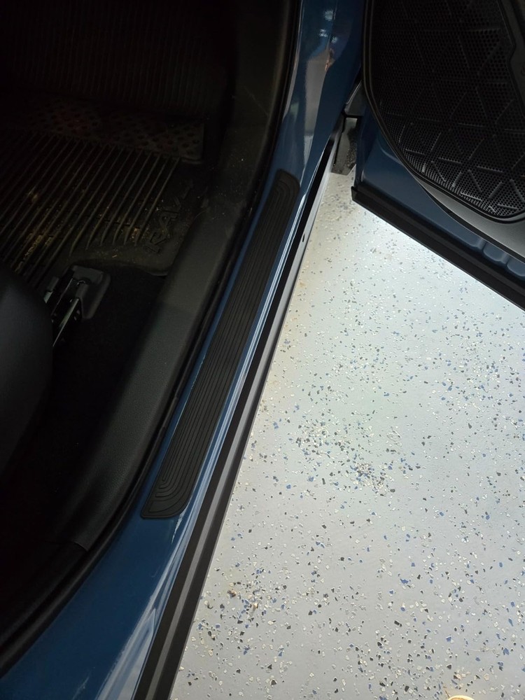 4x For GMC Canyon Pickup Anti-Scratch Car Door Sill Protector Threshold Strips