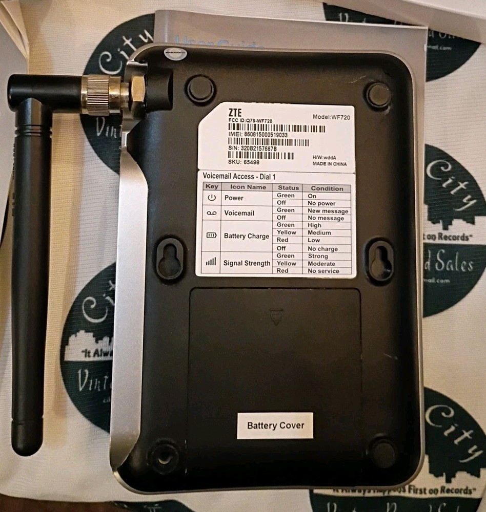 AT&T Wireless Home Phone Base Model WF720 Silver Open Box Complete