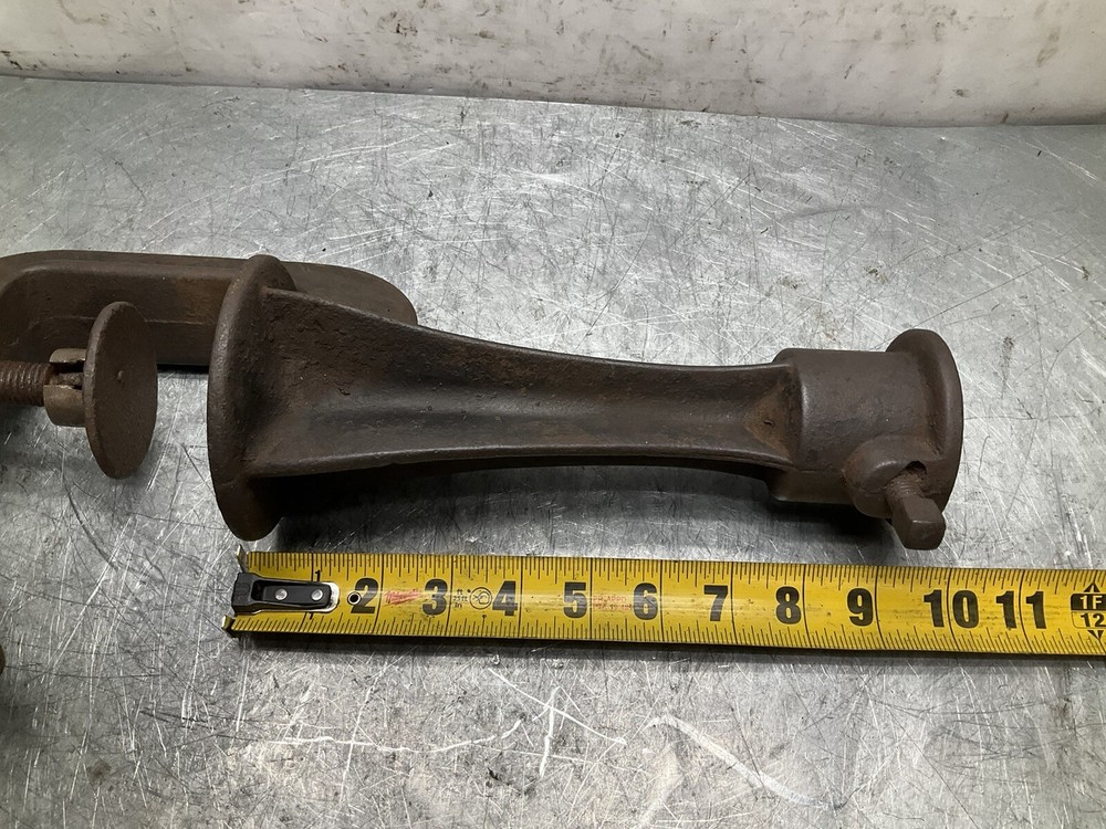 Pexto Style Bead Roller Mount Frame Screw Type