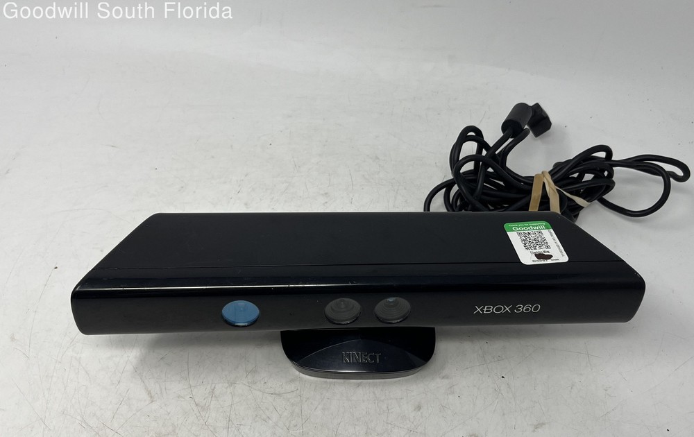 Microsoft Black Wired Portable Kinect Motion Sensor For The Xbox 360 Not Tested