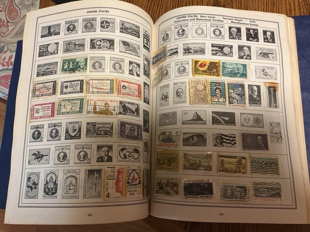 Vintage New England Ambassador World Stamp Album Global Collection