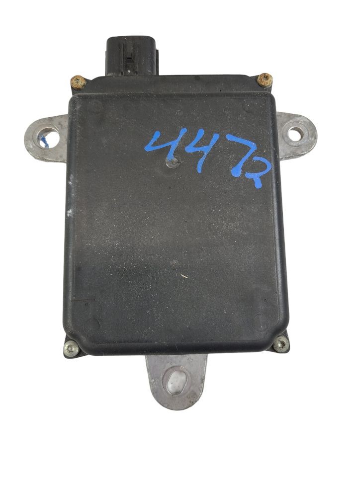 Used Blind Spot Detection System Warning Control Module fits: 2017 Subaru Legacy