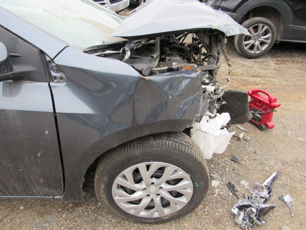 COROLLA 2018 Glove Box 1006024