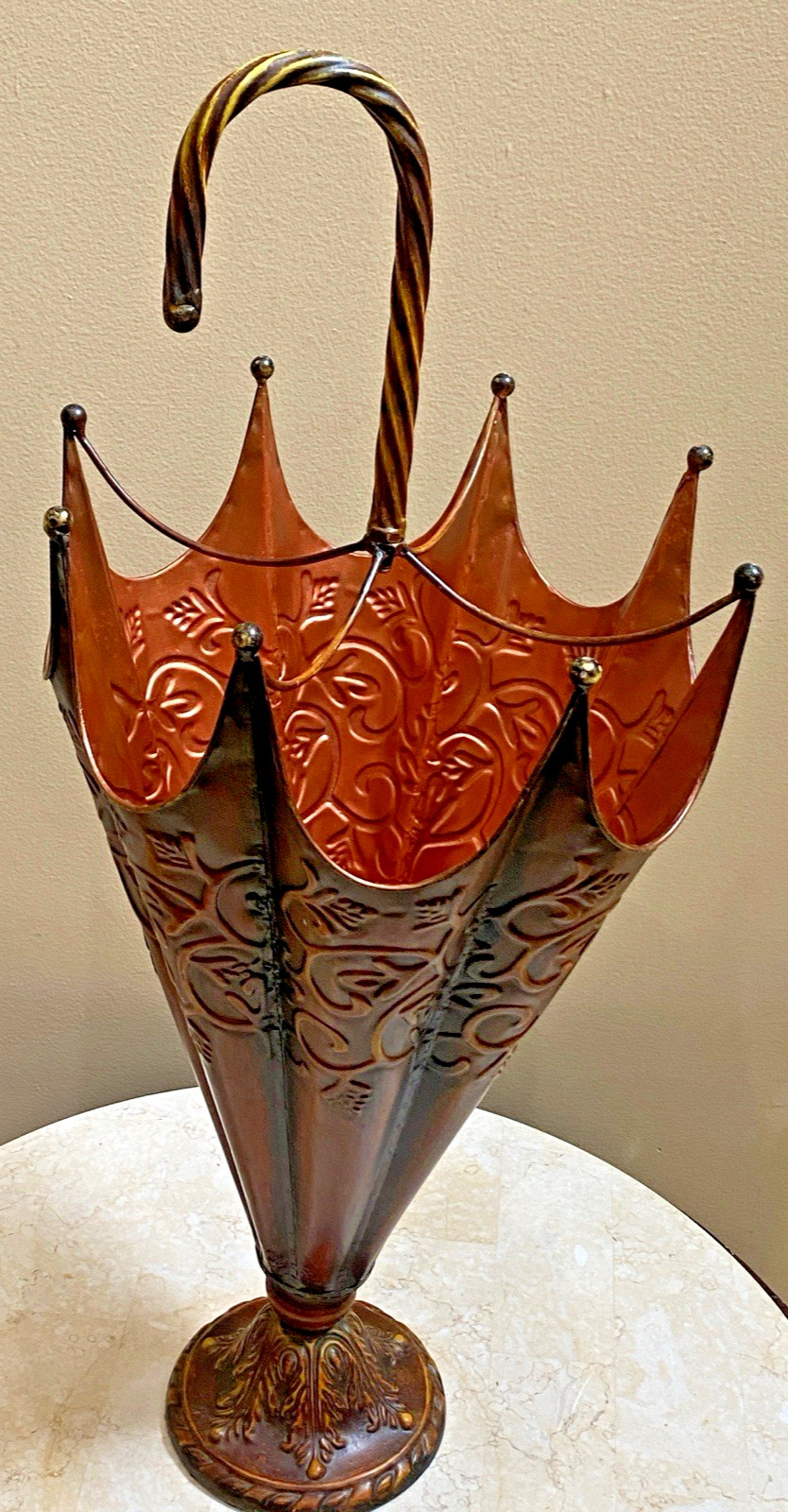 Vintage Umbrella Shaped Stand cane walking-sticks Holder Metal