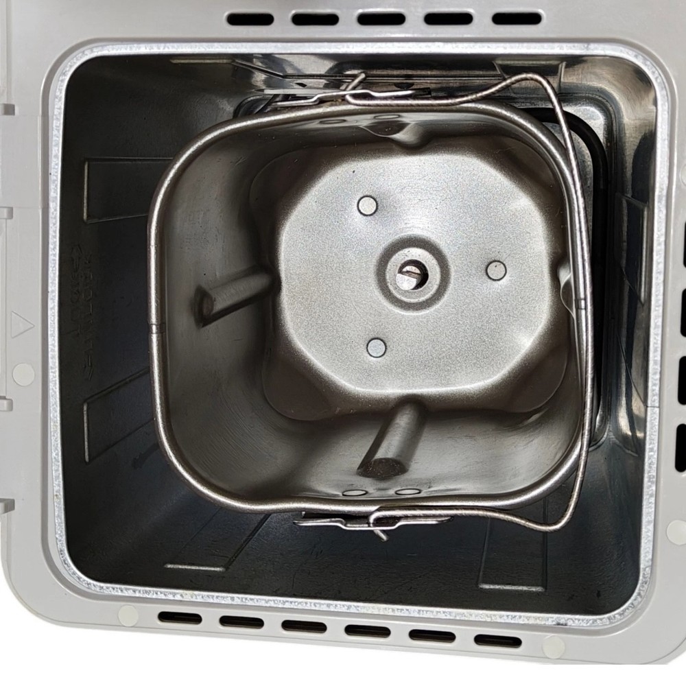 Zojirushi BBCC-Q15 Bread Machine Maker Automatic 1.5lb Loaf TESTED INCOMPLETE