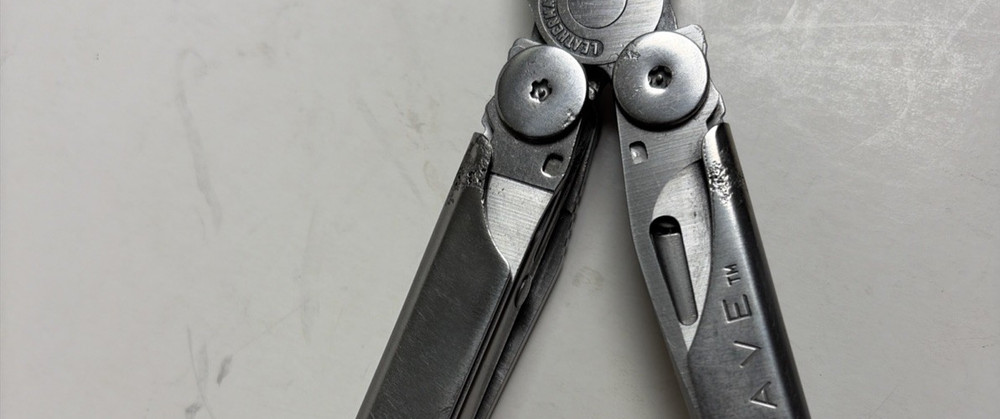 LEATHERMAN WAVE MULTITOOL Used with some light wear